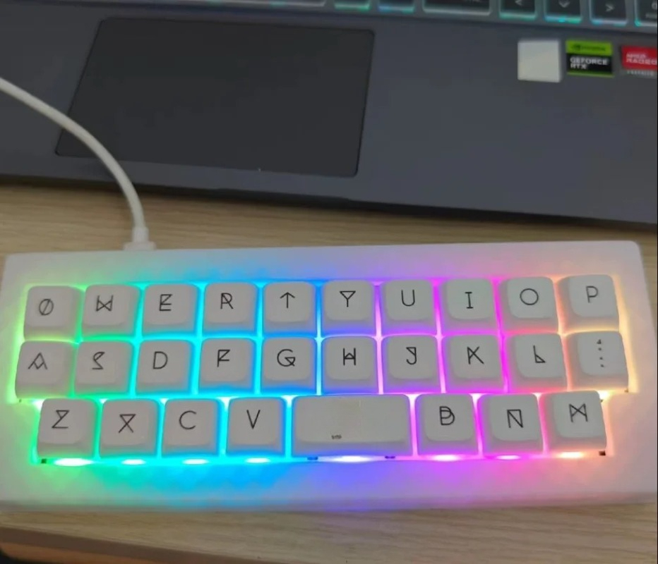 MiFuny Alpha28 Mini Kit tastie - Gaming Keyboard Half recensione e prezzo